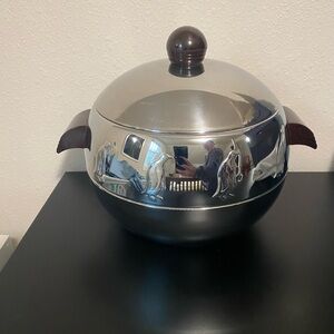 West Bend Penguin Ice Bucket Bakelite Handles Hot Cold Server MCM